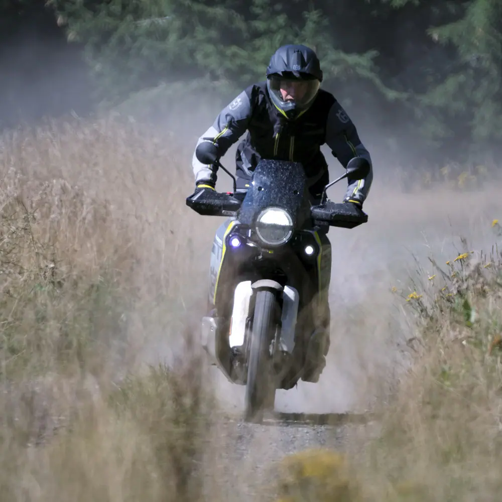 Husqvarna Norden 901 2026, vista 4