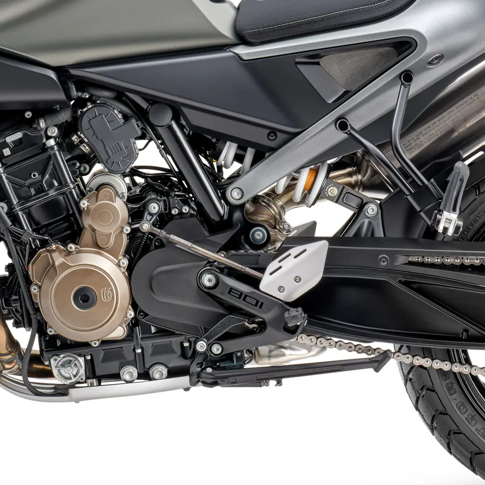 Husqvarna Svartpilen 801 2026, vista 4