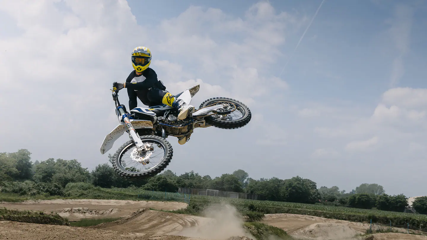 Husqvarna TC 125 modelo 2026