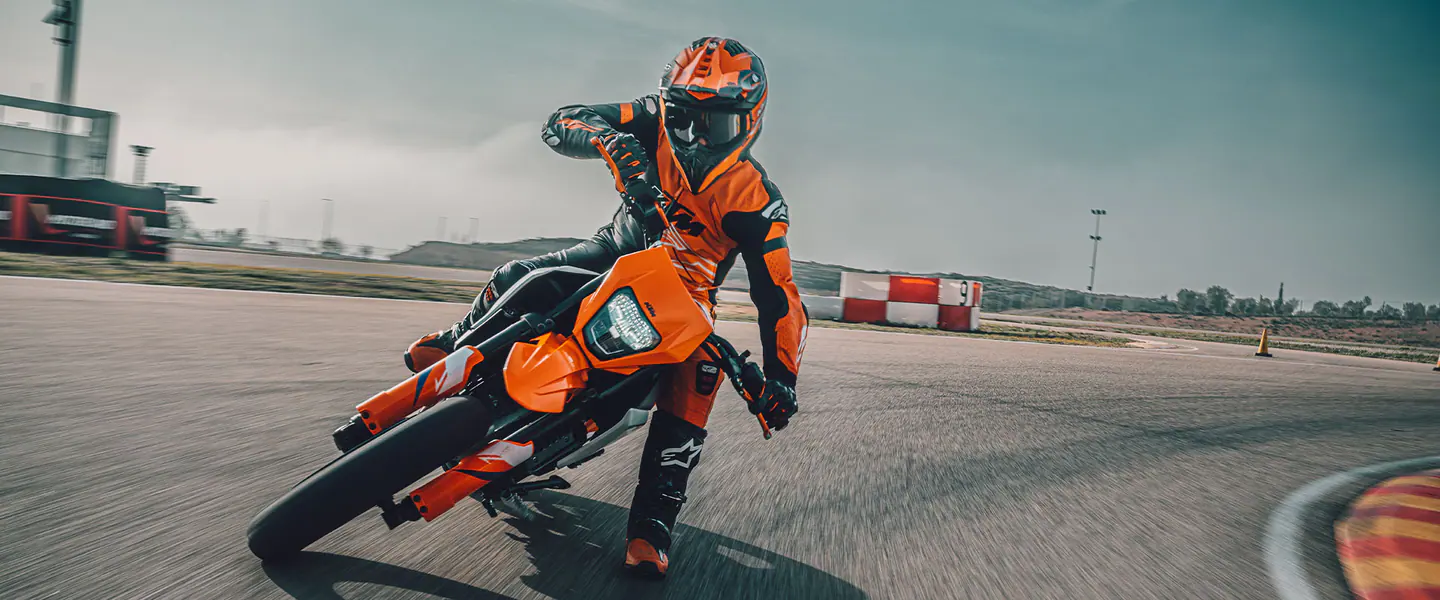 KTM 390 SMC R modelo 2026