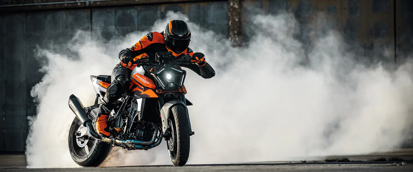 KTM 990 Duke modelo 2026