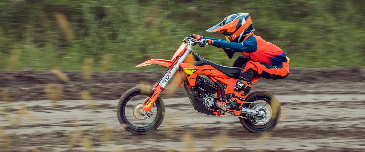 KTM SX-E 5 2026, vista 2